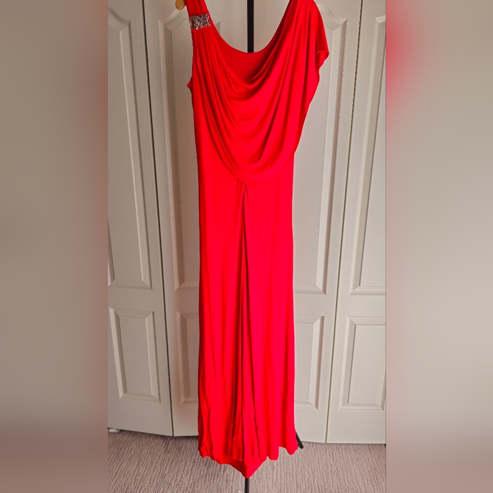 Elegant Red Evening Gown